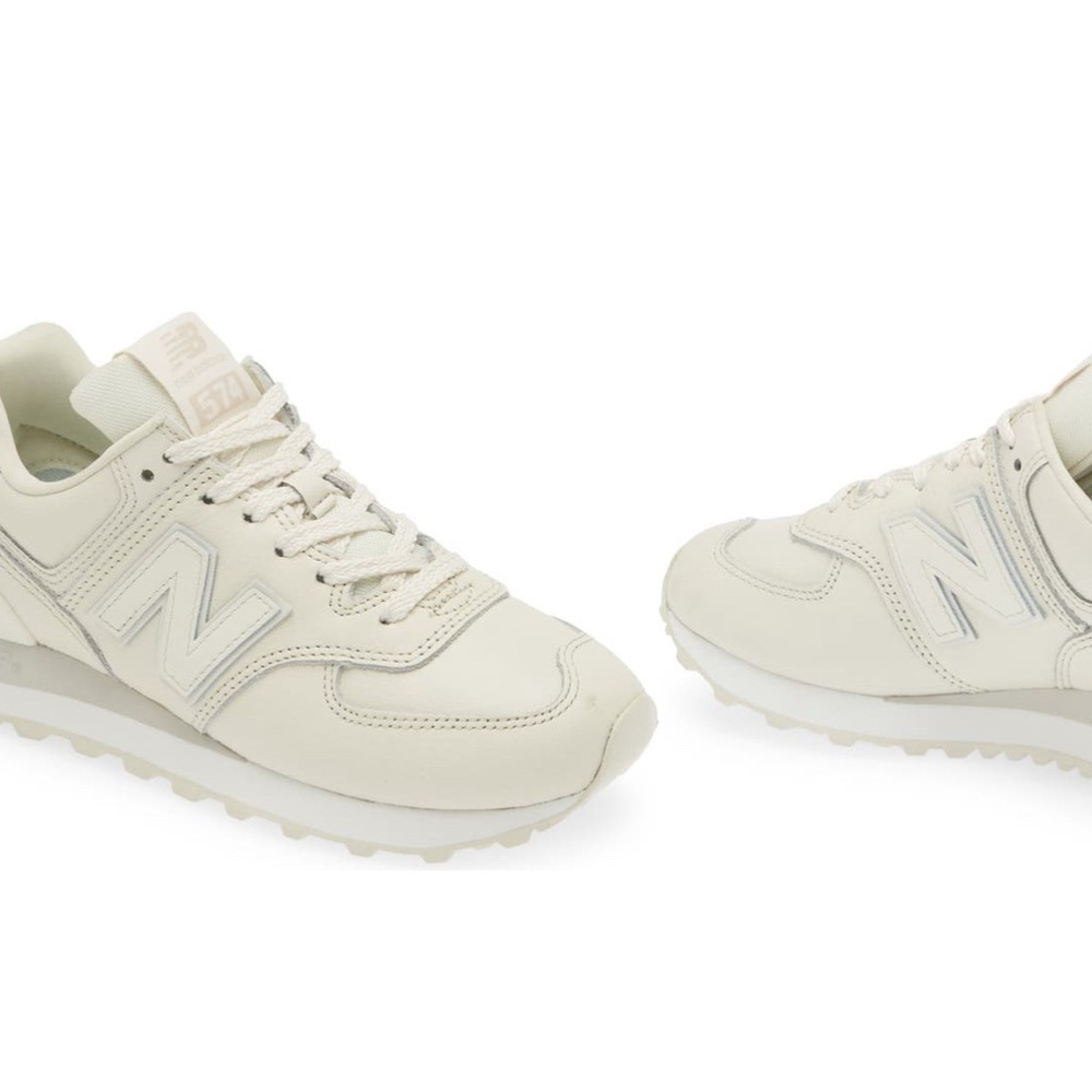 New Balance 574 👟
Size 6